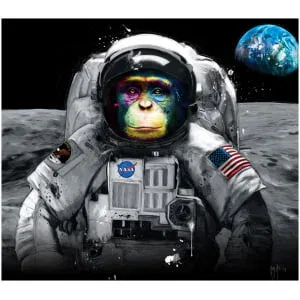 een astronautaap ​​op de maan met de aarde op de achtergrond