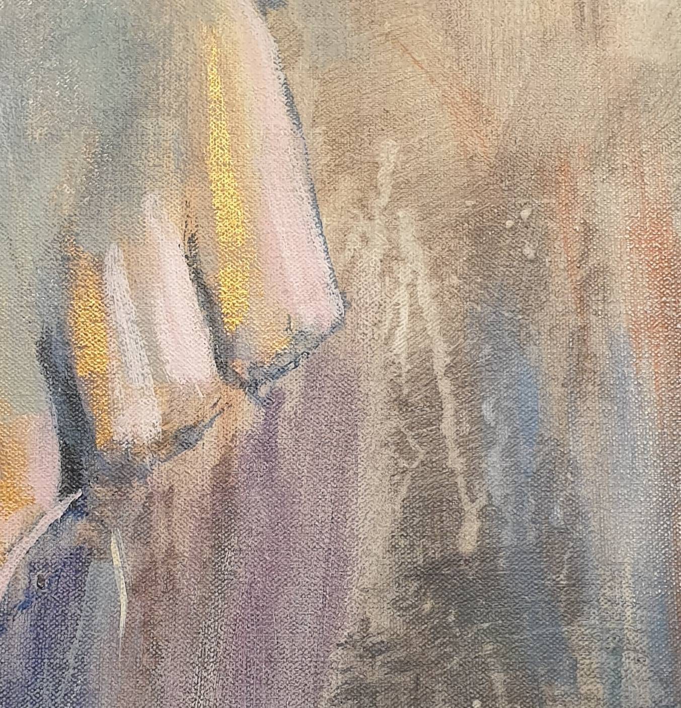 een abstract schilderij met pastelkleuren en lijnen