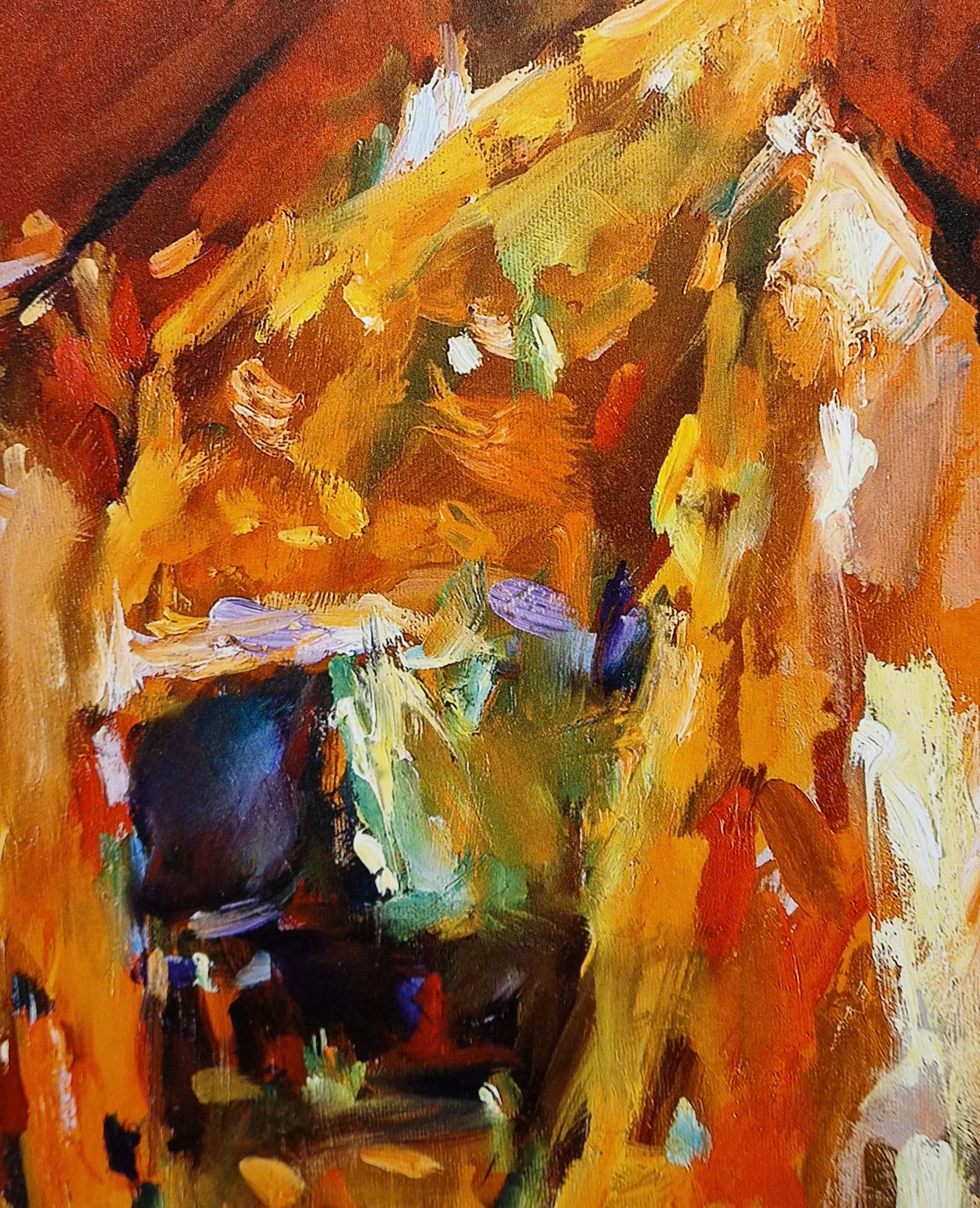 een abstract schilderij van een stoel in geel en rood