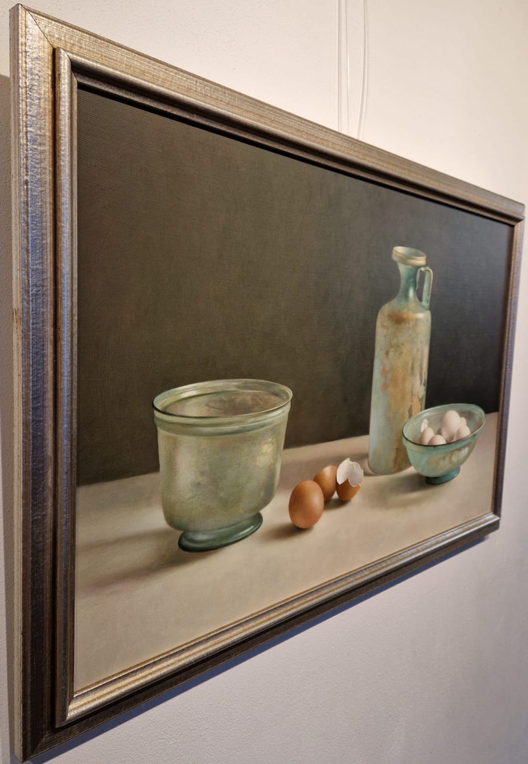 Henk Helmantel, Stilleven met Romeins glas en eieren, detail ZK
