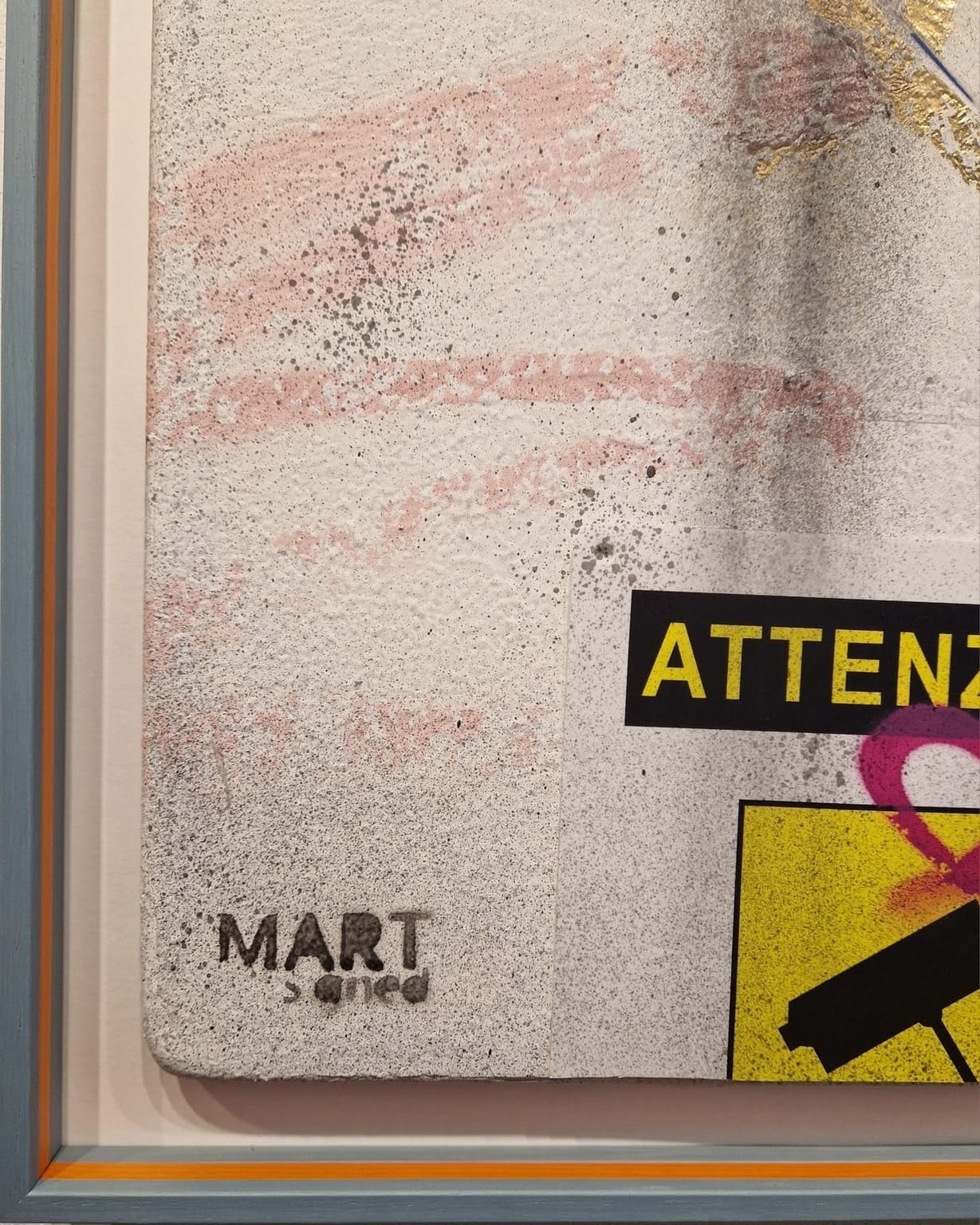 Mart Signed, BY BY Cam, detail LH