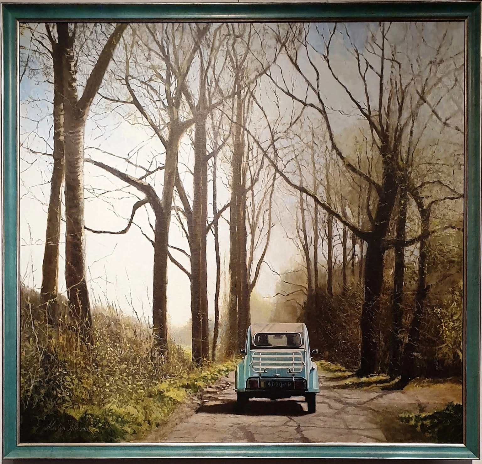 een schilderij van een blauwe vrachtwagen die over een onverharde weg rijdt