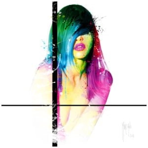 een vrouw met kleurrijk haar poseert voor de camera