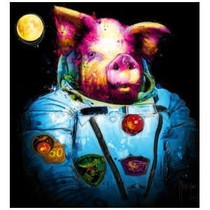 een schilderij van een varken dat een ruimtepak draagt