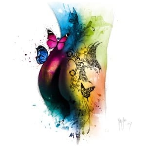 een schilderij van drie bloemen met vlinders erop