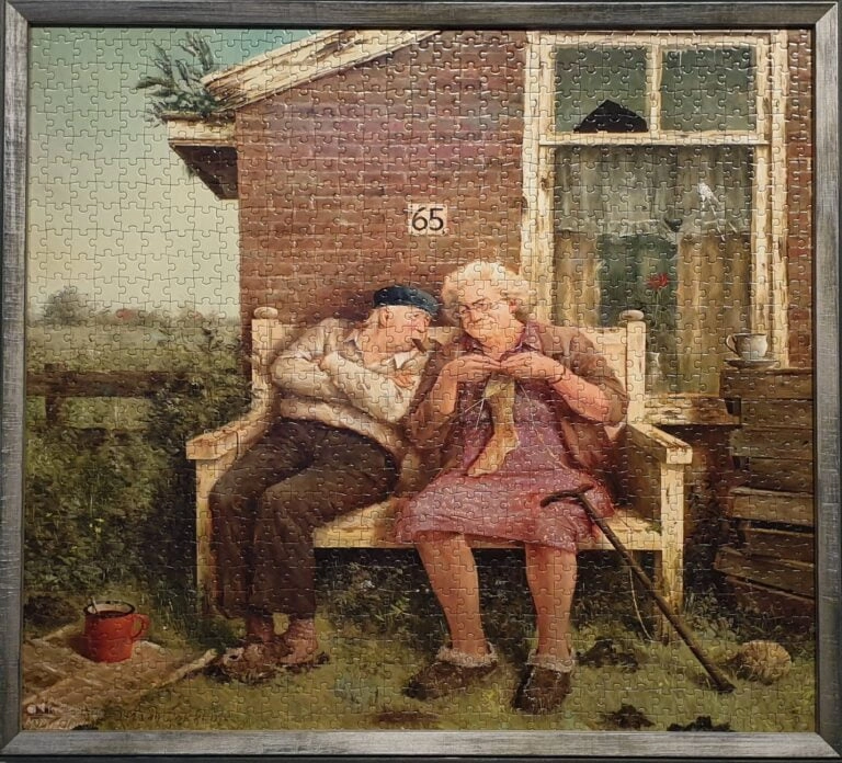 een schilderij van een ouder echtpaar zittend op een bankje