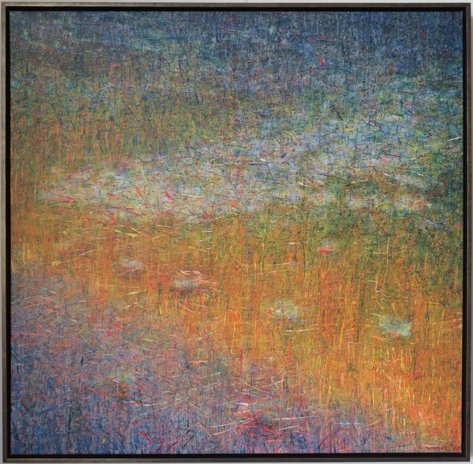 een abstract schilderij met gras en bloemen