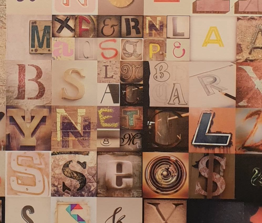 een collage van verschillende soorten letters en cijfers