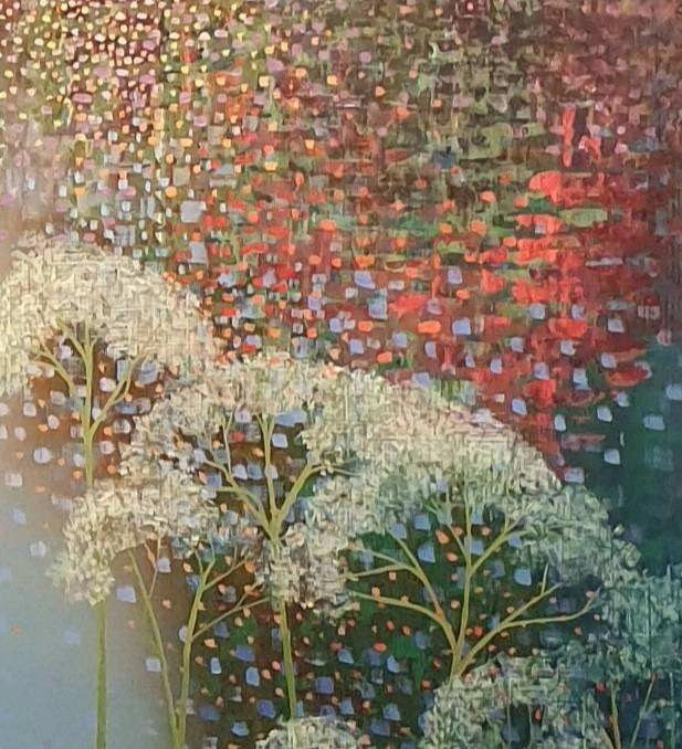 een abstract schilderij van bloemen en regendruppels