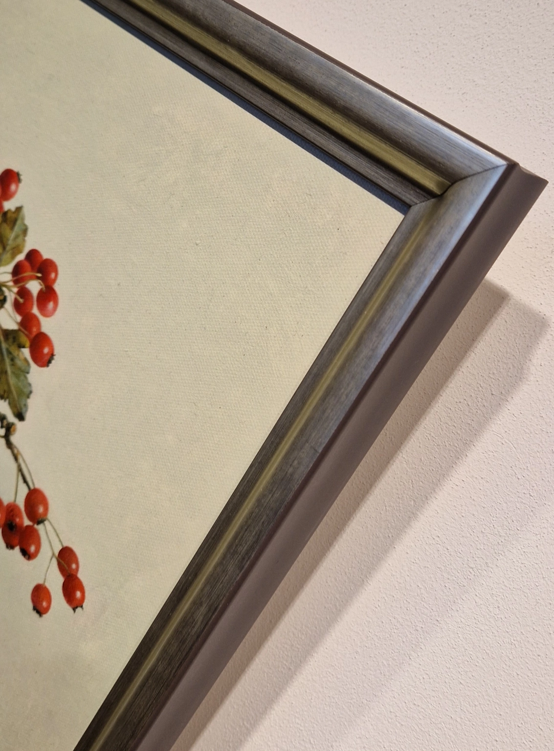 Henk Helmantel, Meidoornbessen in Romeins glas, detail L