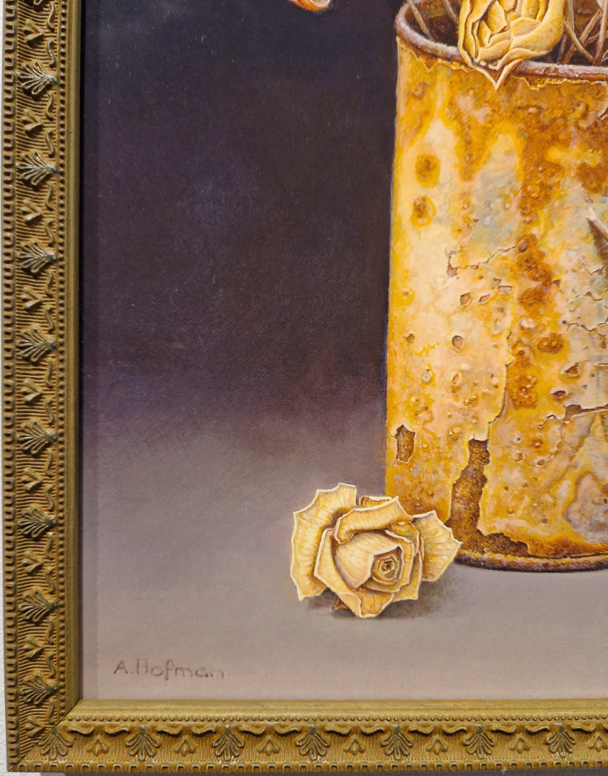 Aad Hofman, blijke met gedroogde roosjes, detail LH